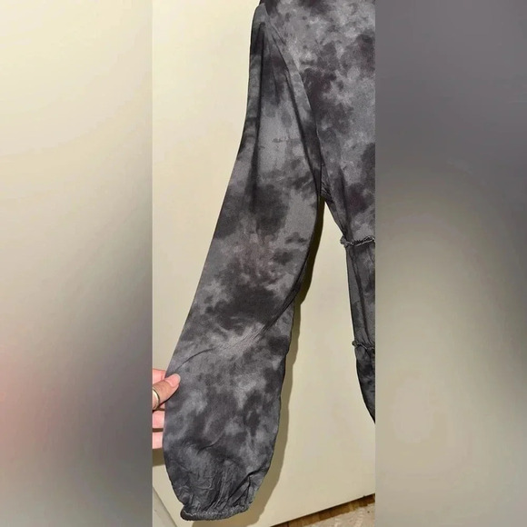 Beachlunchlounge Boho Peasant Blouse - Picture 2 of 7